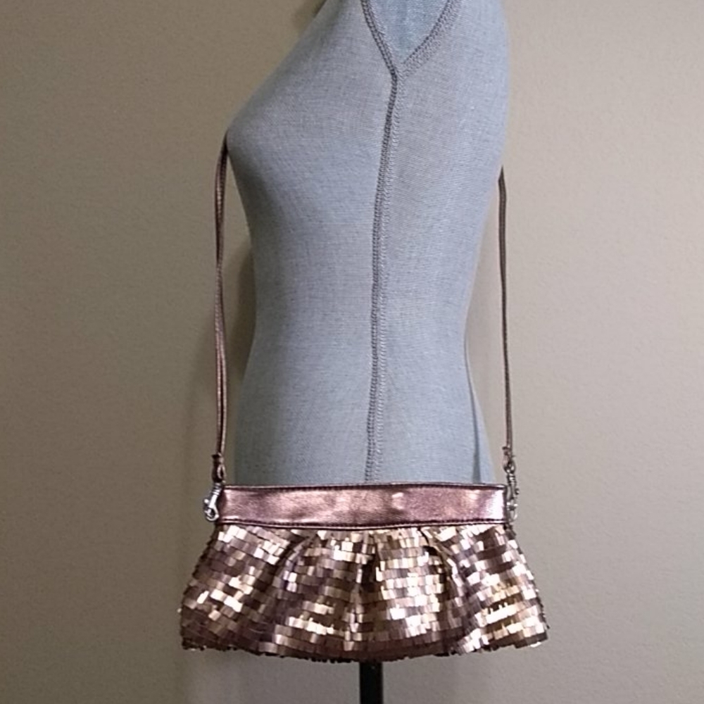 Handbag - Picture 2 of 4